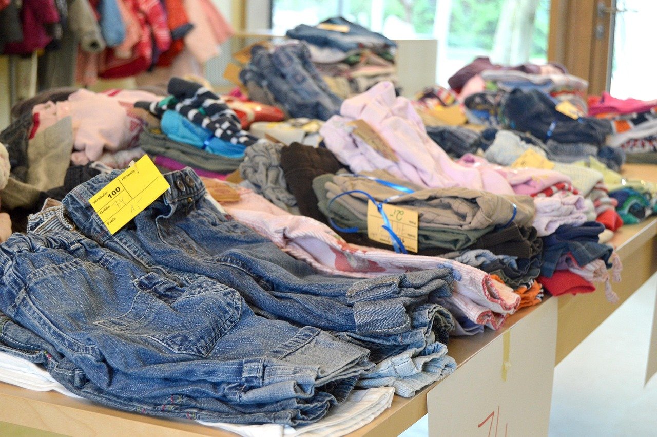 Gebrauchte Kleidung Verkaufen Tipps: was wirklich hilft — Hero-Aufnahme