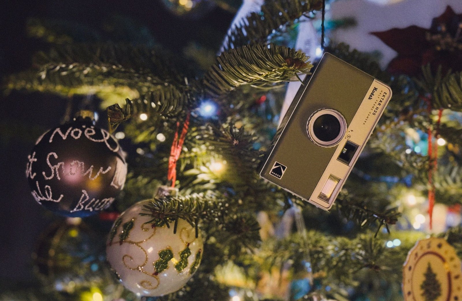 Geldgeschenke Weihnachten verpacken: was wirklich hilft — Hero-Aufnahme