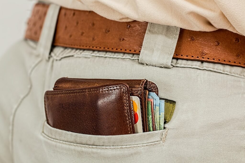 Second-Hand-Kleidung verkaufen: Die besten Plattformen
